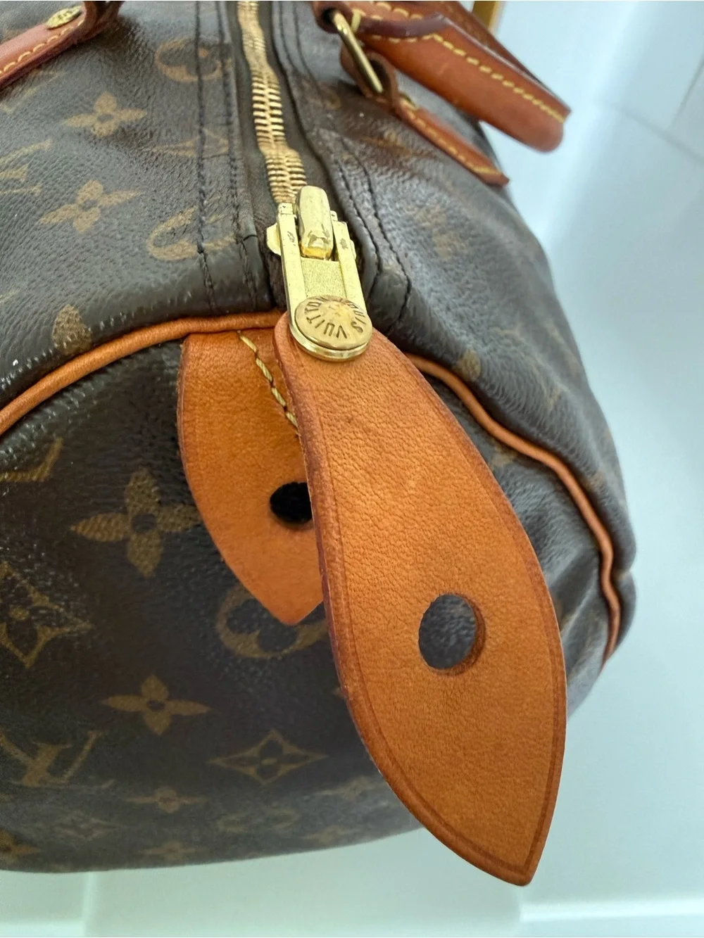 Louis Vuitton Monogram Speedy 30 Hand Bag SD1179 Auth Used